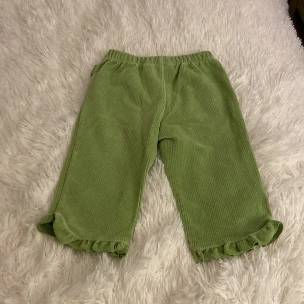 Baby girls matching set! - Picture 3 of 9